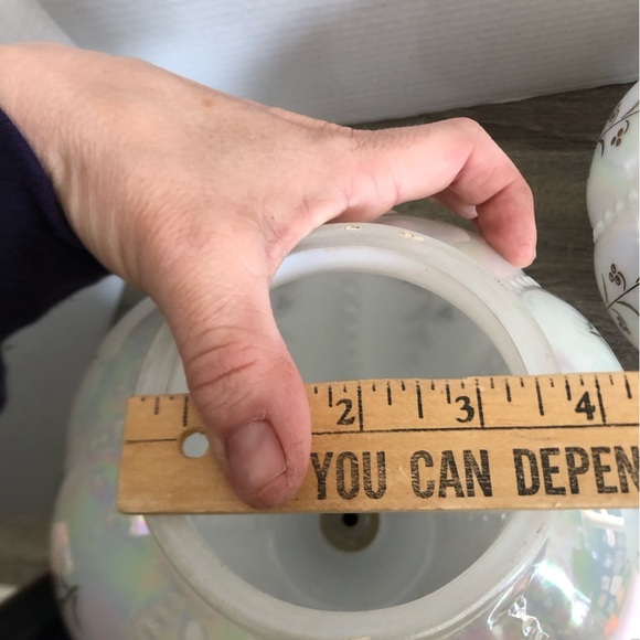 Vtg Pearlescent Globe Light Shades - Picture 16 of 16